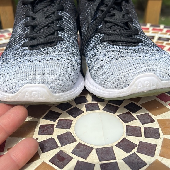 APL Athletic Propulsion Labs Techloom Pro Black Gray White Shoe.  Size 8 - Picture 16 of 16